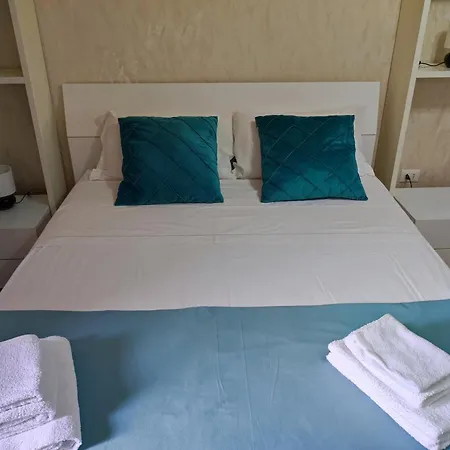 Alojamento de Acomodação e Pequeno-almoço Vacanze Romane Roma