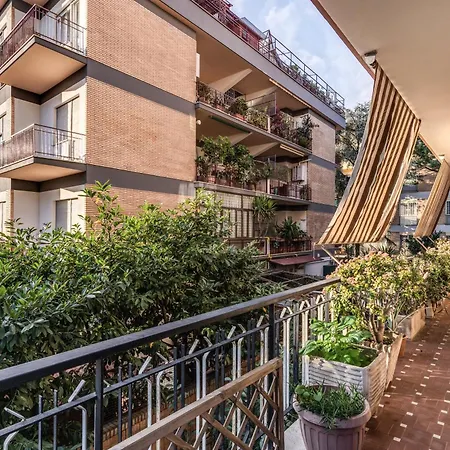 Vacanze Romane לינה וארוחת בוקר רומא