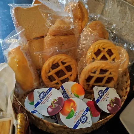 Vacanze Romane Bed & Breakfast *